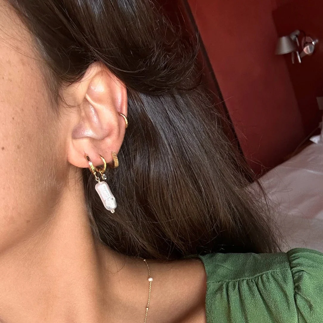 Gold Baroque Pearl Shard Hoop Earrings - Image 8
