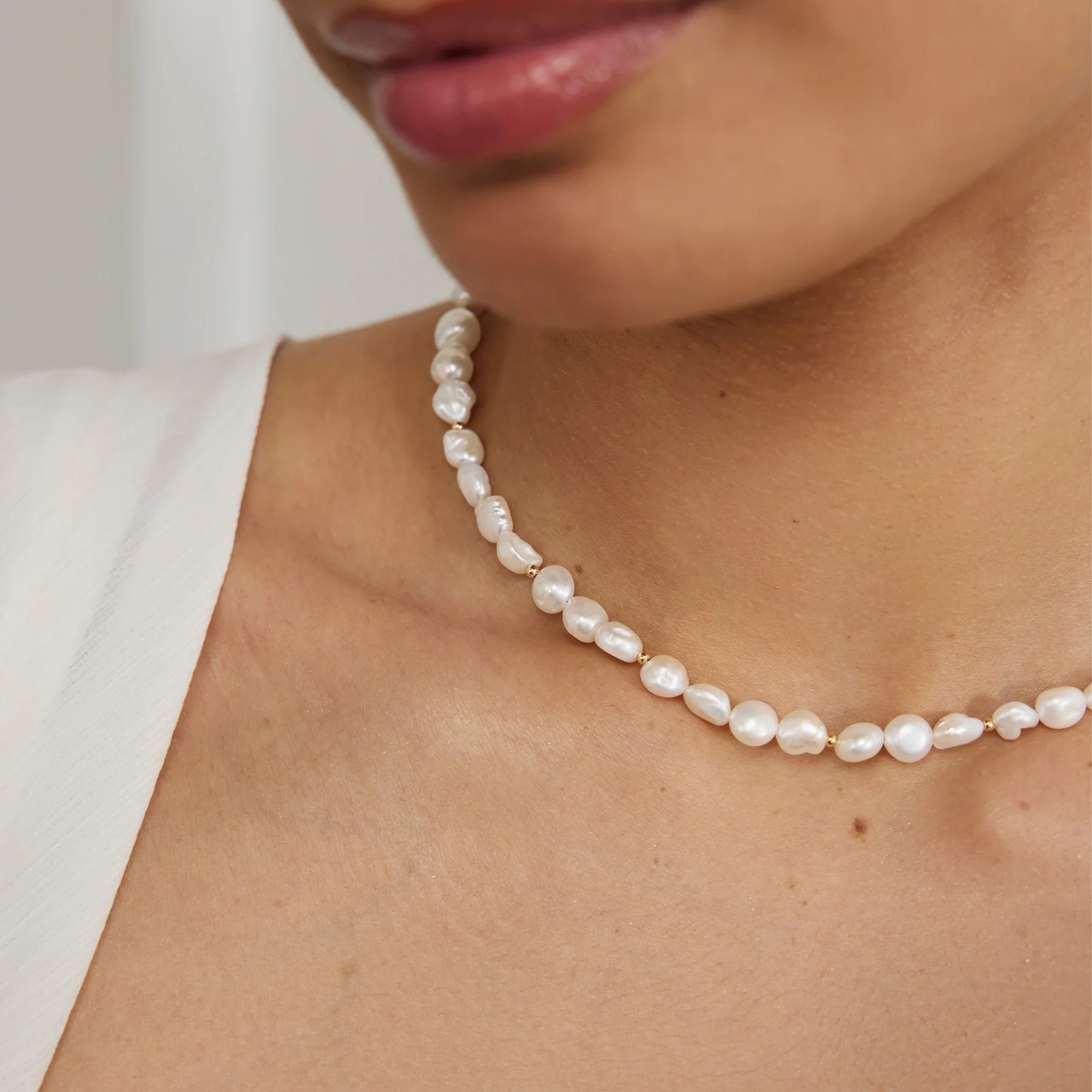 Silver Beaded Baroque Pearl Choker - Image 5