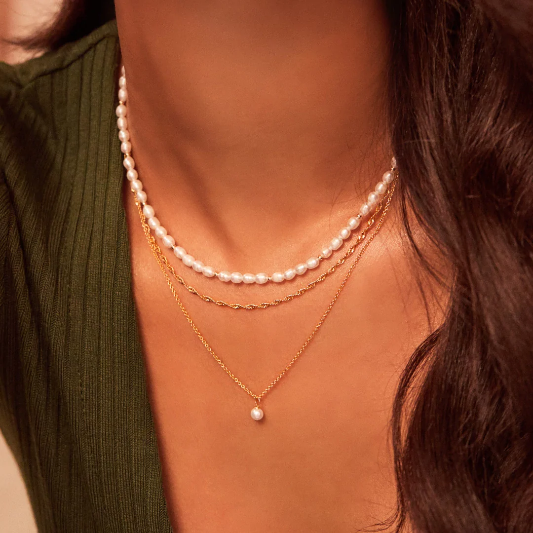 Gold Single Pearl Necklace - Image 5