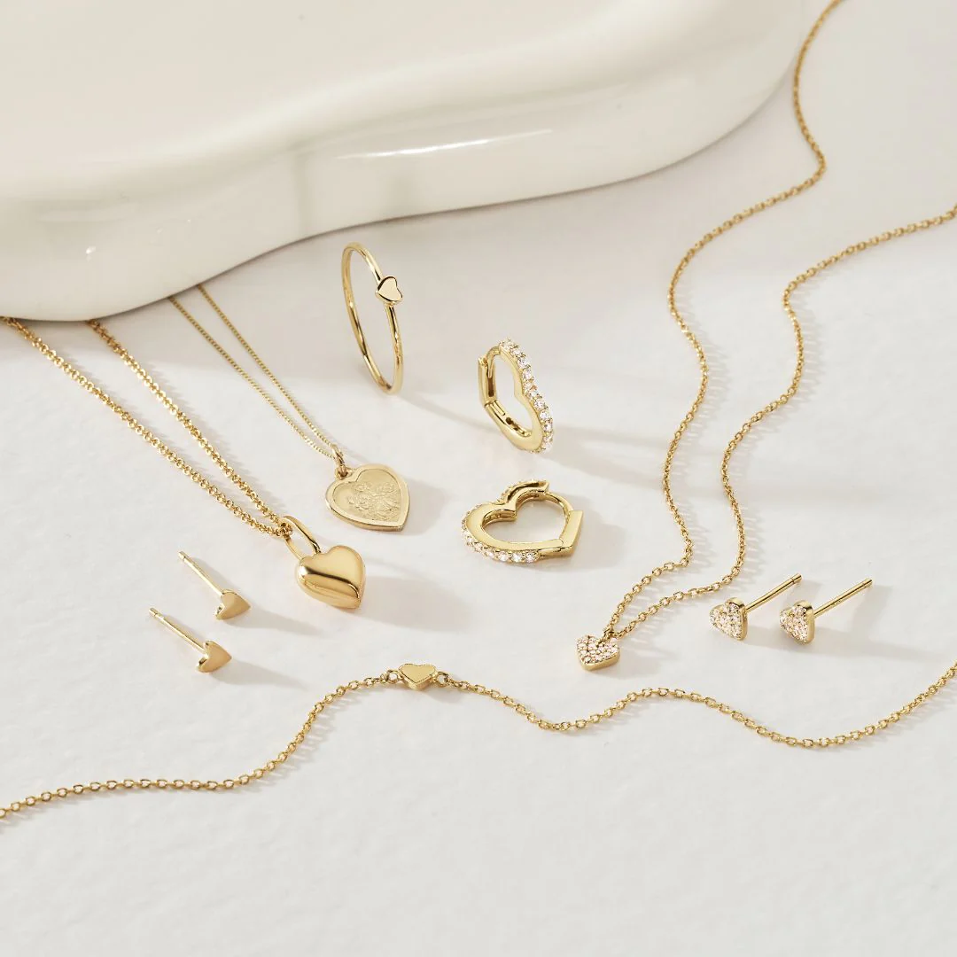 Gold Tiny Heart Ring - Image 7