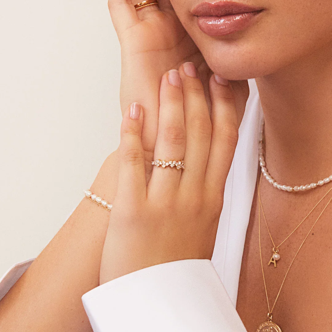 Gold Diamond Style Cluster Ring - Image 4