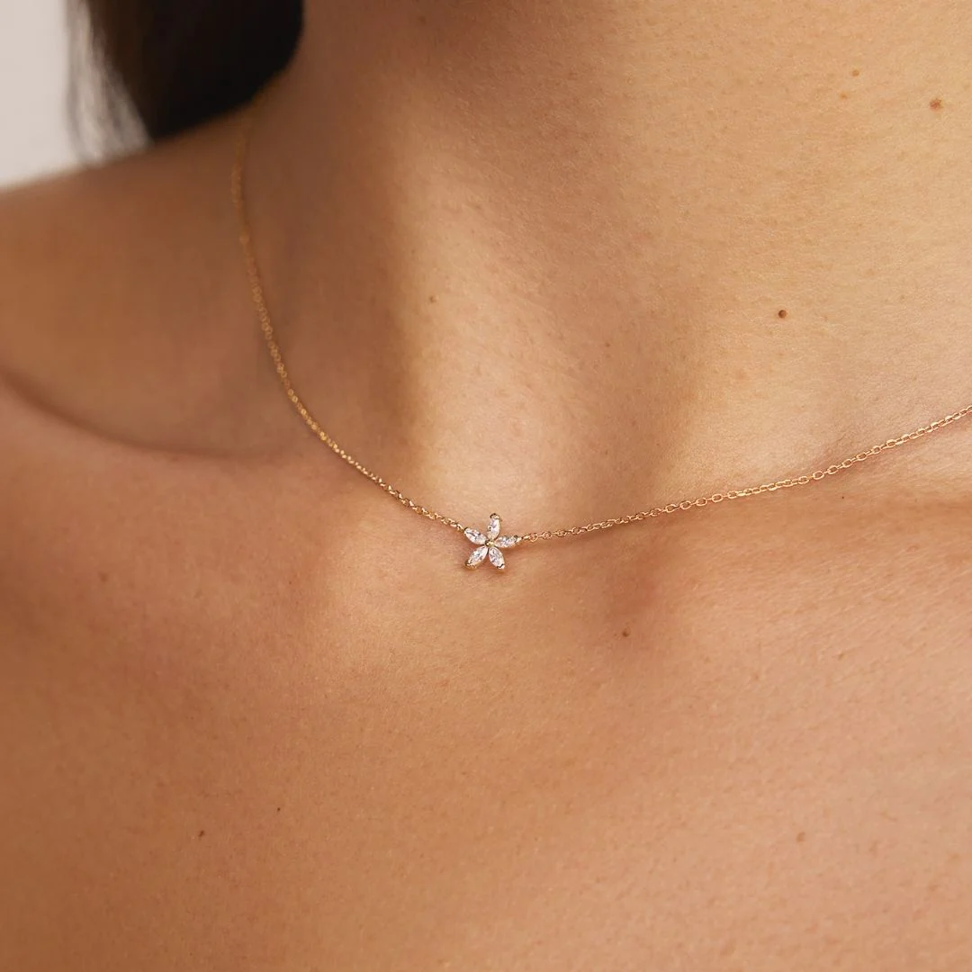 Gold Diamond Style Flower Necklace - Image 2