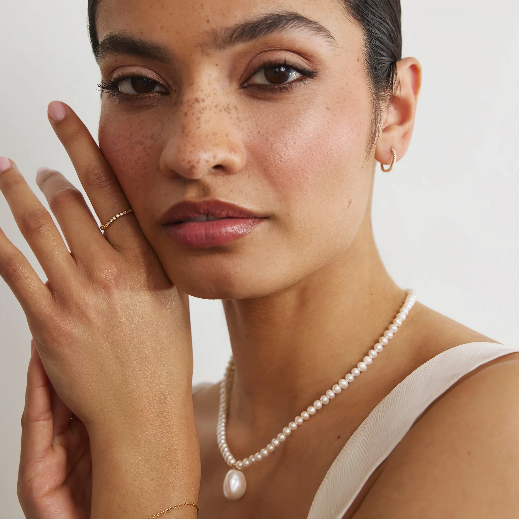 Gold Diamond Style Slim Medium Huggie Hoop Earrings - Image 4