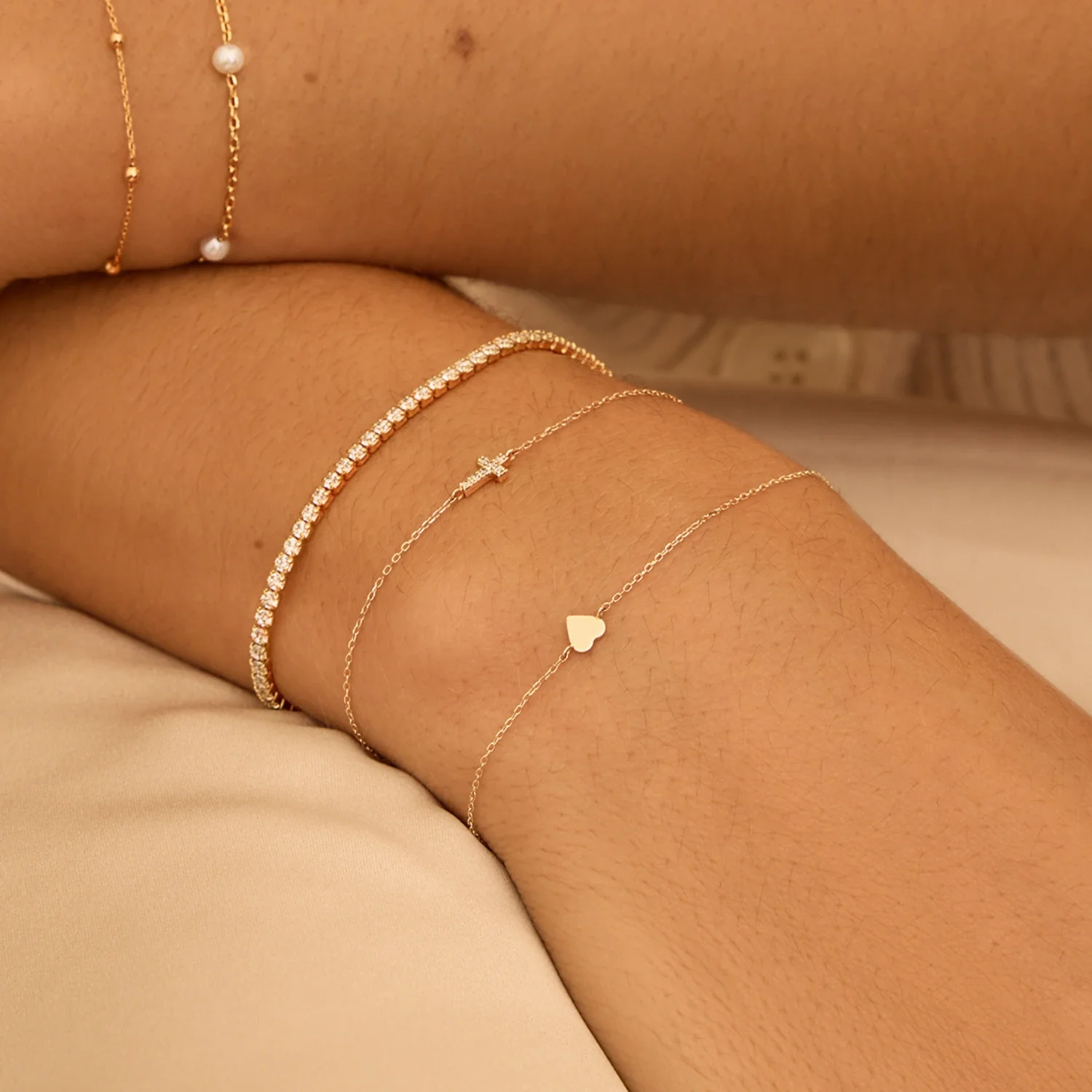 Gold Tiny Heart Bracelet - Image 4