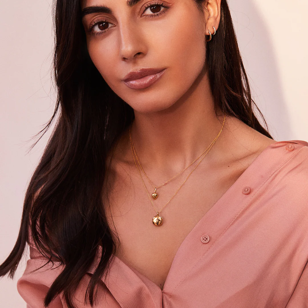 Gold Heart Pendant Necklace - Image 3