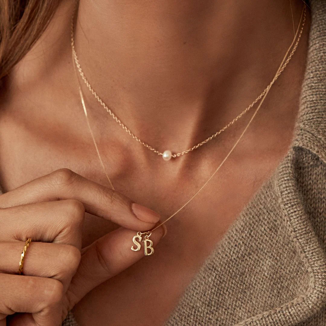 Gold Individual Curve Initial Charm - Image 5