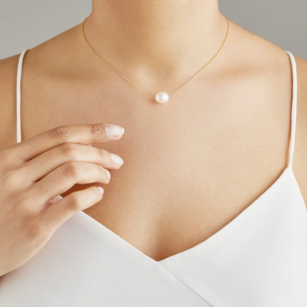 Gold Large Single Pearl Choker - Image 2