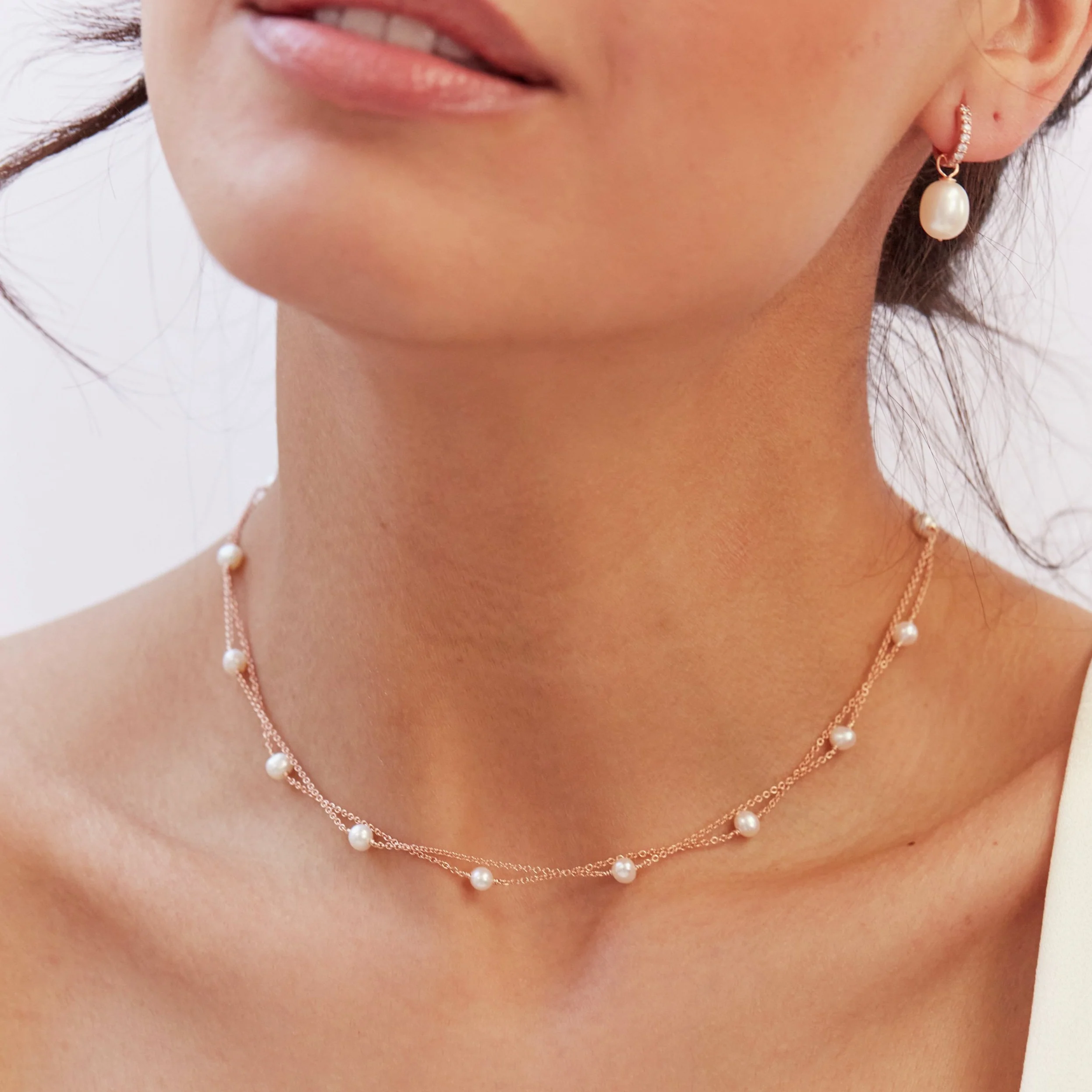 Gold Layered Pearl Necklace - Image 3