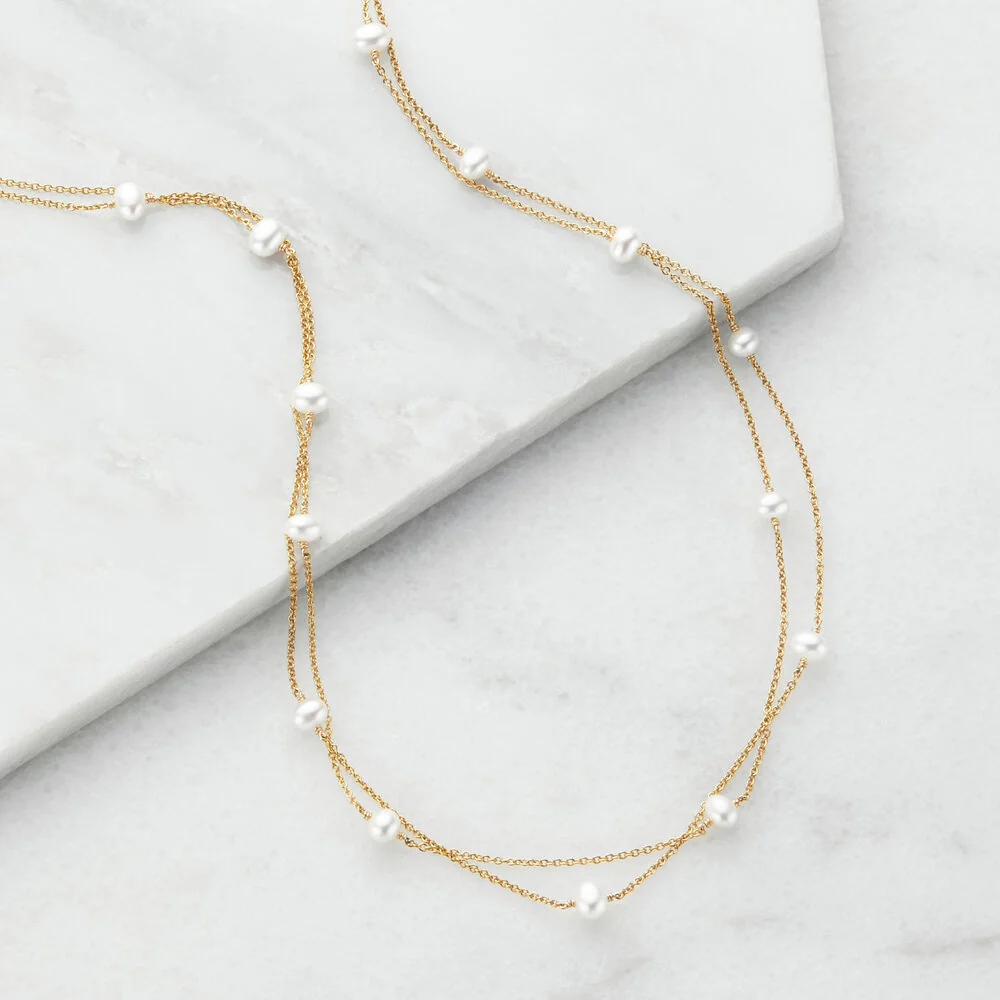 Gold Layered Pearl Necklace - Image 4