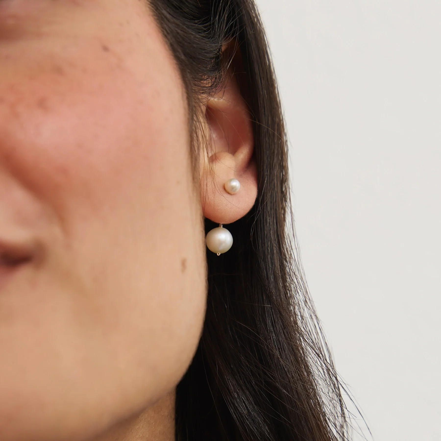Silver Medium Double-Sided Pearl Drop Stud Earrings - Image 4