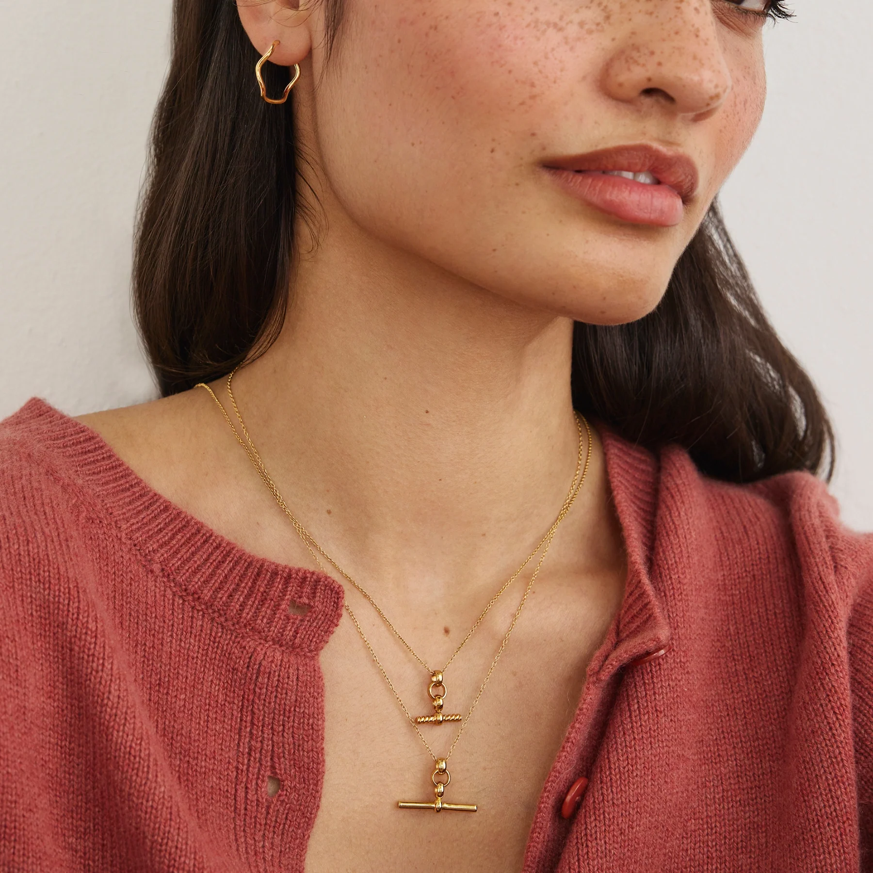 Gold Mini Twisted T-Bar Necklace - Image 7