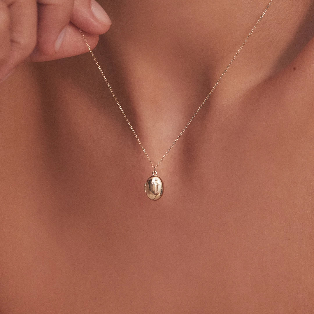 Gold Oval Locket Necklace - Image 6