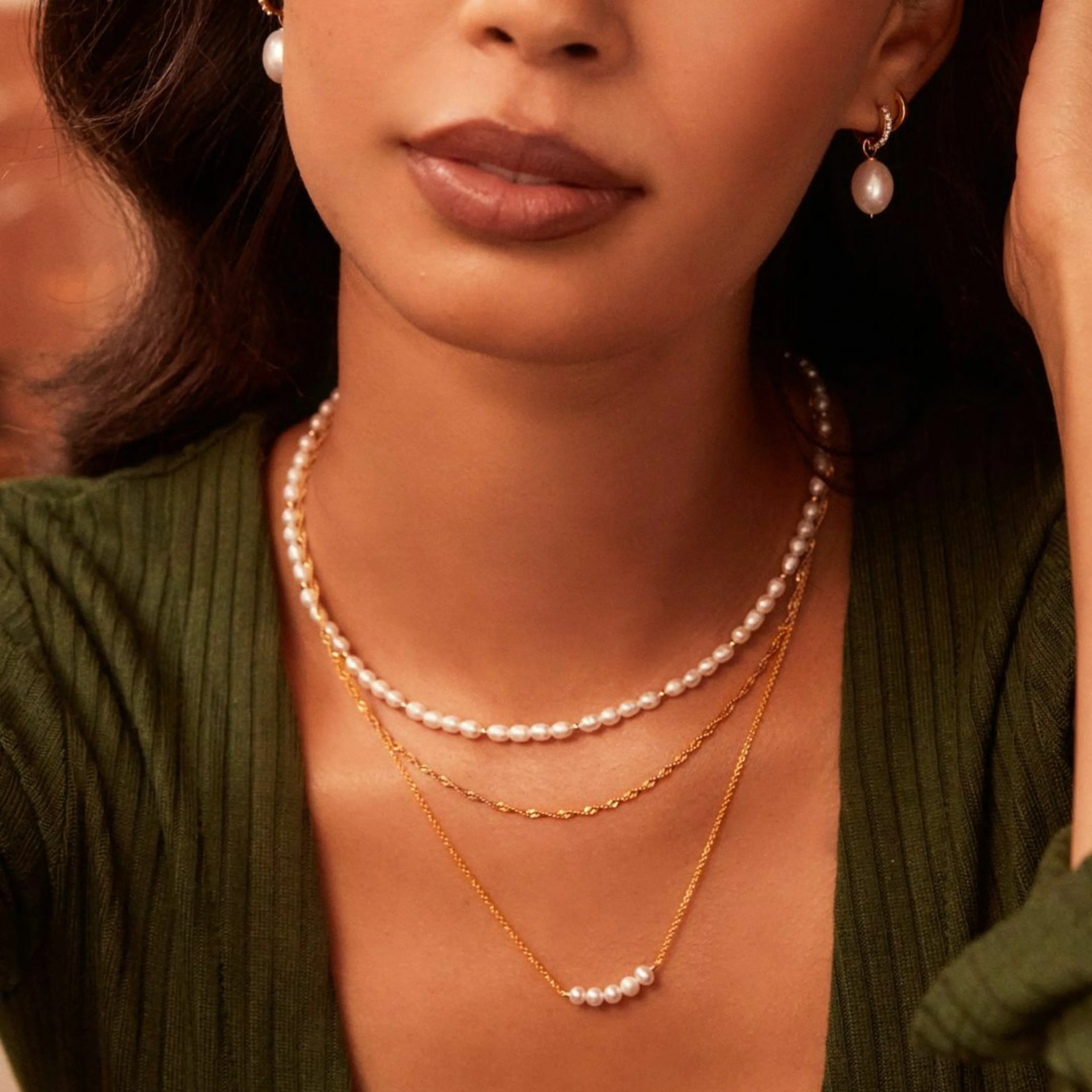 Gold Pearl Cluster Necklace - Image 3