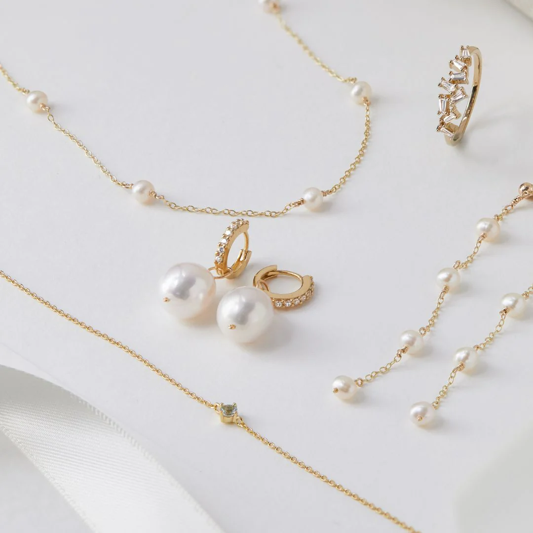 Gold Small Birthstone Pendant Bracelet - Image 6