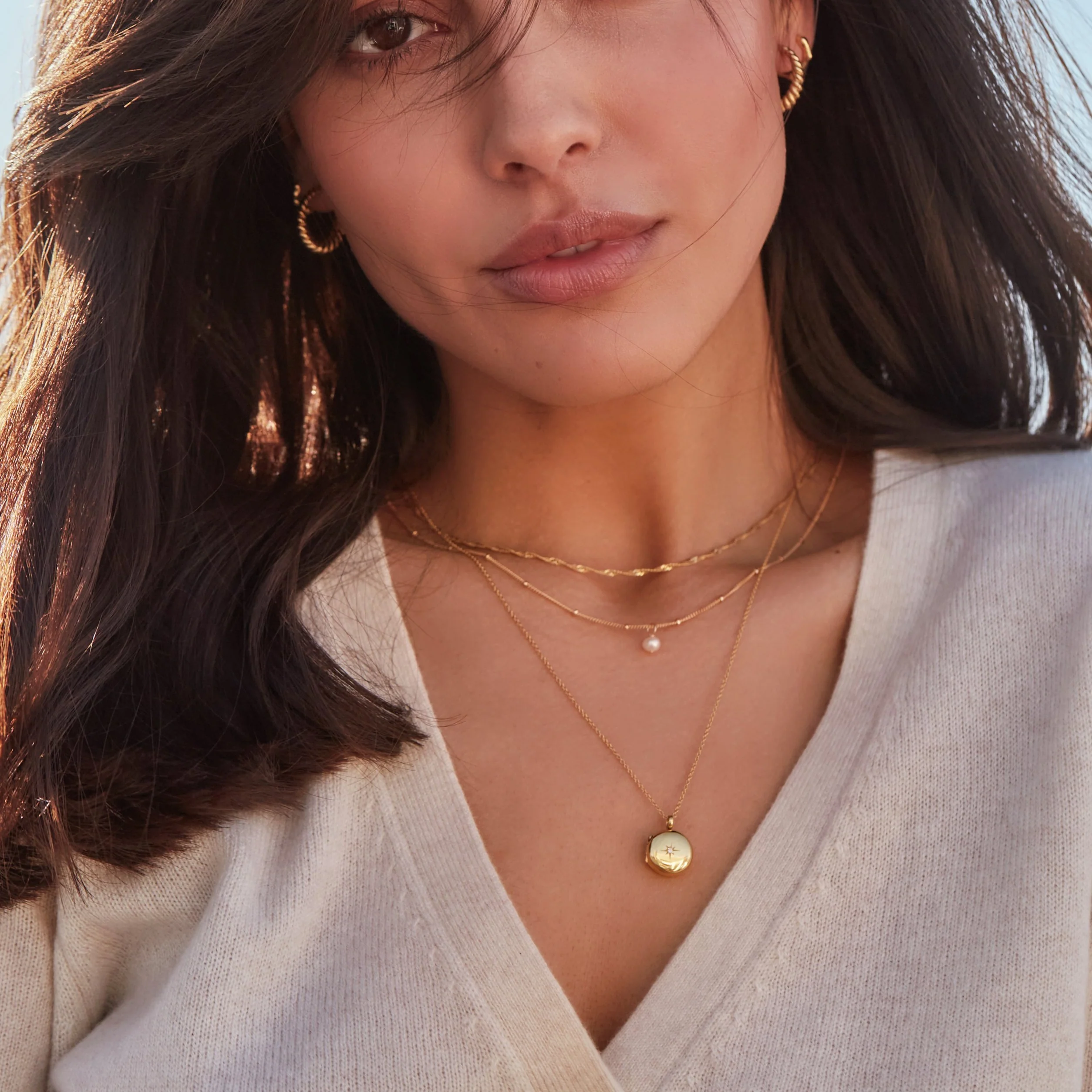 Gold Small Round Diamond Locket Necklace - Image 4