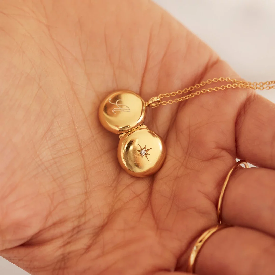 Gold Small Round Diamond Locket Necklace - Image 8