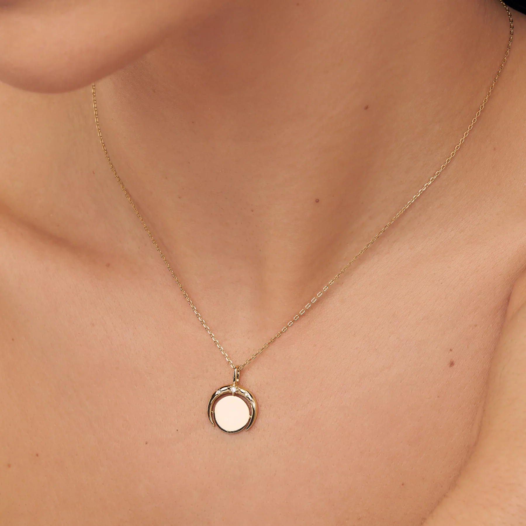 Gold Star Spinning Disc Necklace - Image 2