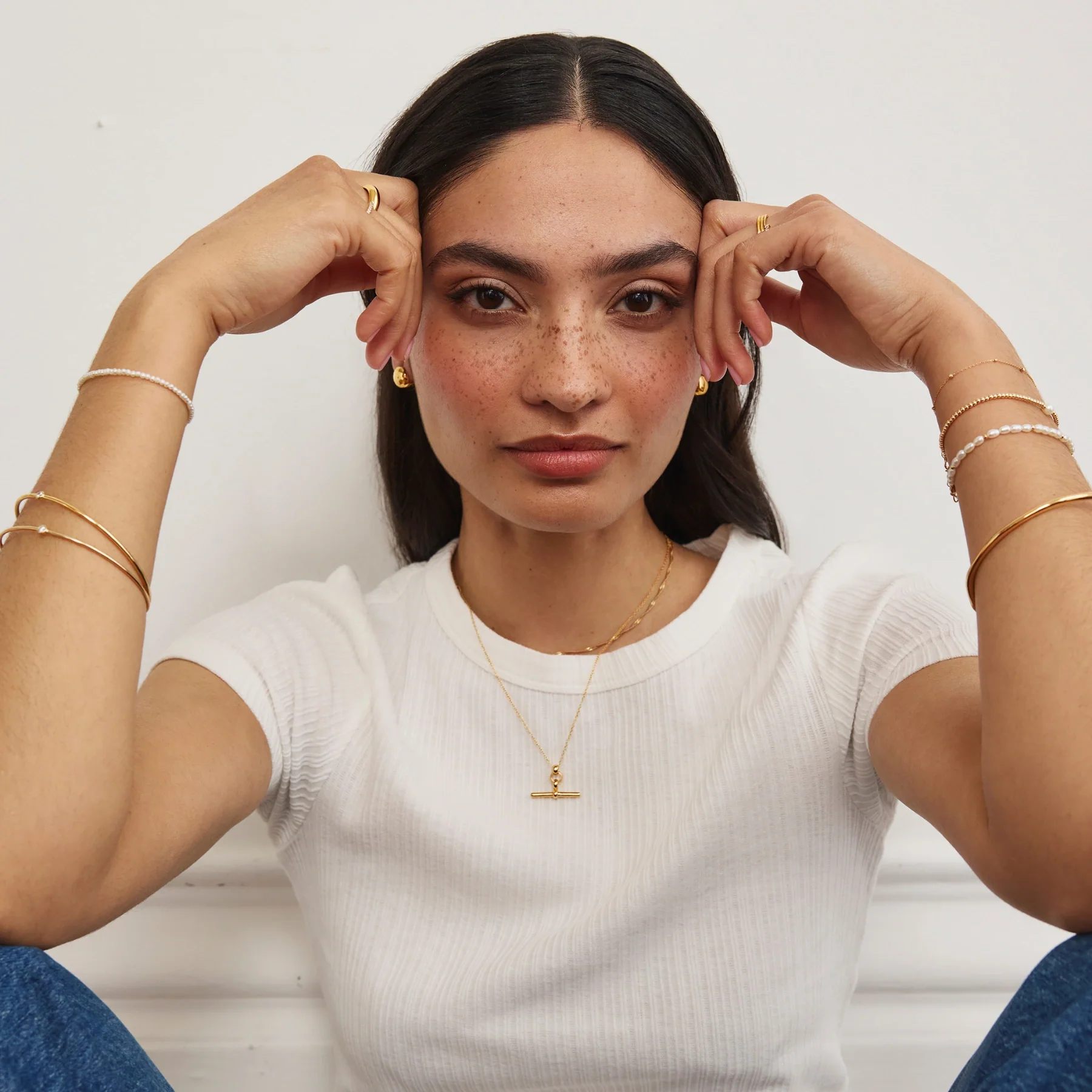 Gold T-Bar Necklace - Image 8