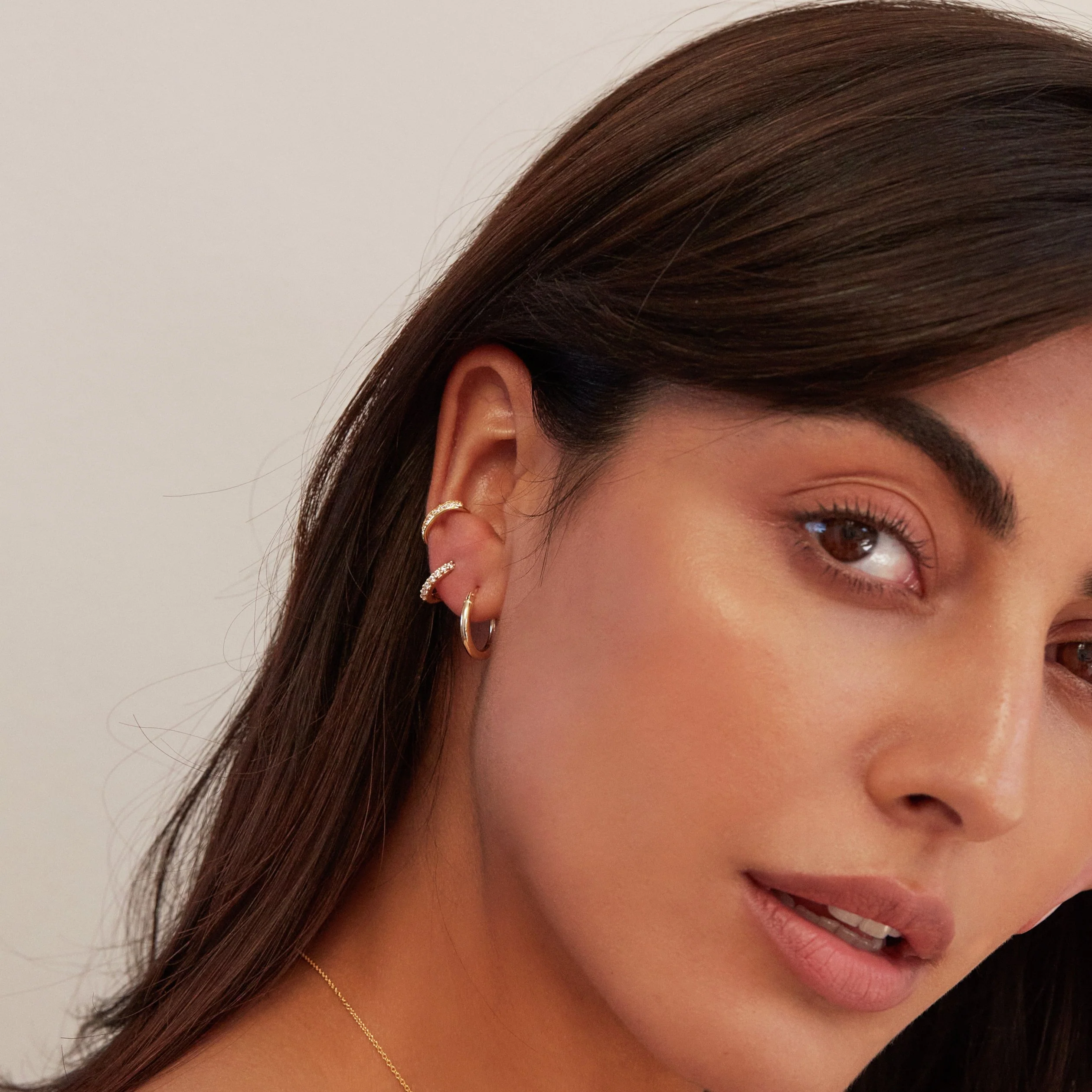 Gold Thick Diamond Style Ear Cuff - Image 3