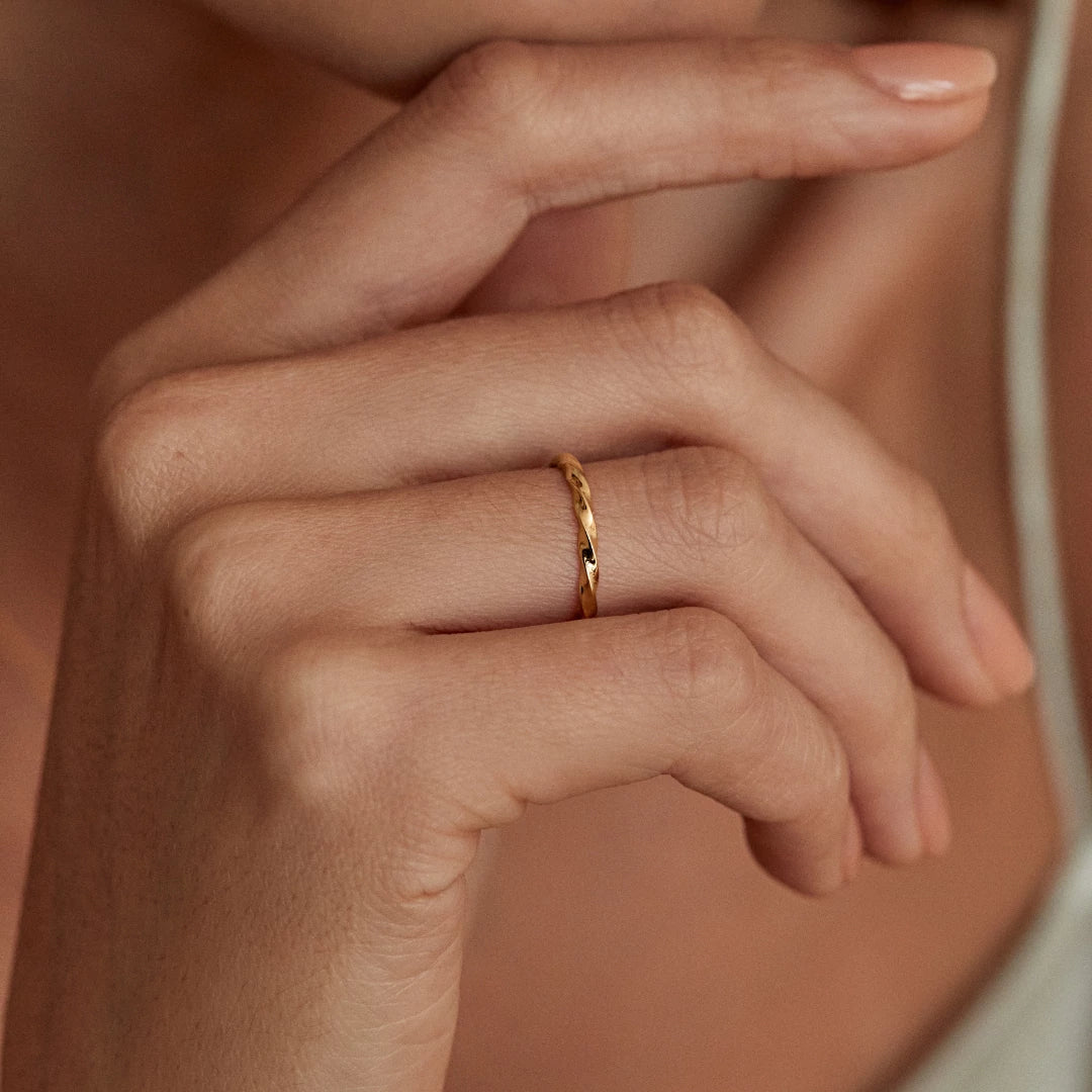 Gold Twist Ring - Image 8