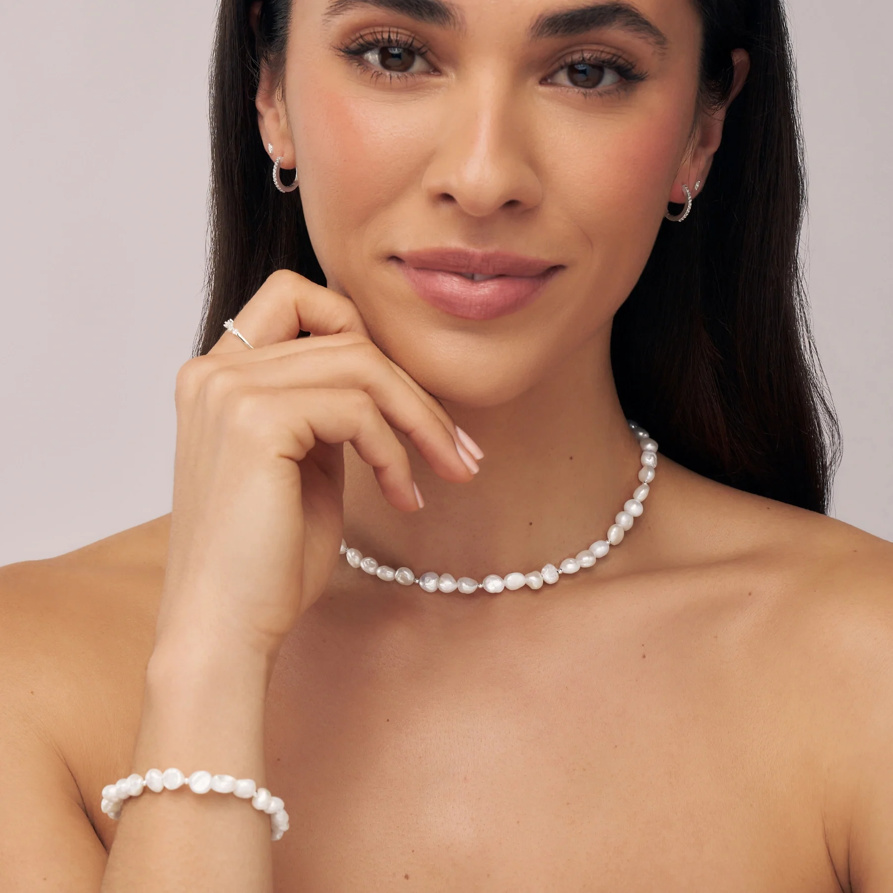 Silver Beaded Baroque Pearl Choker - Image 3