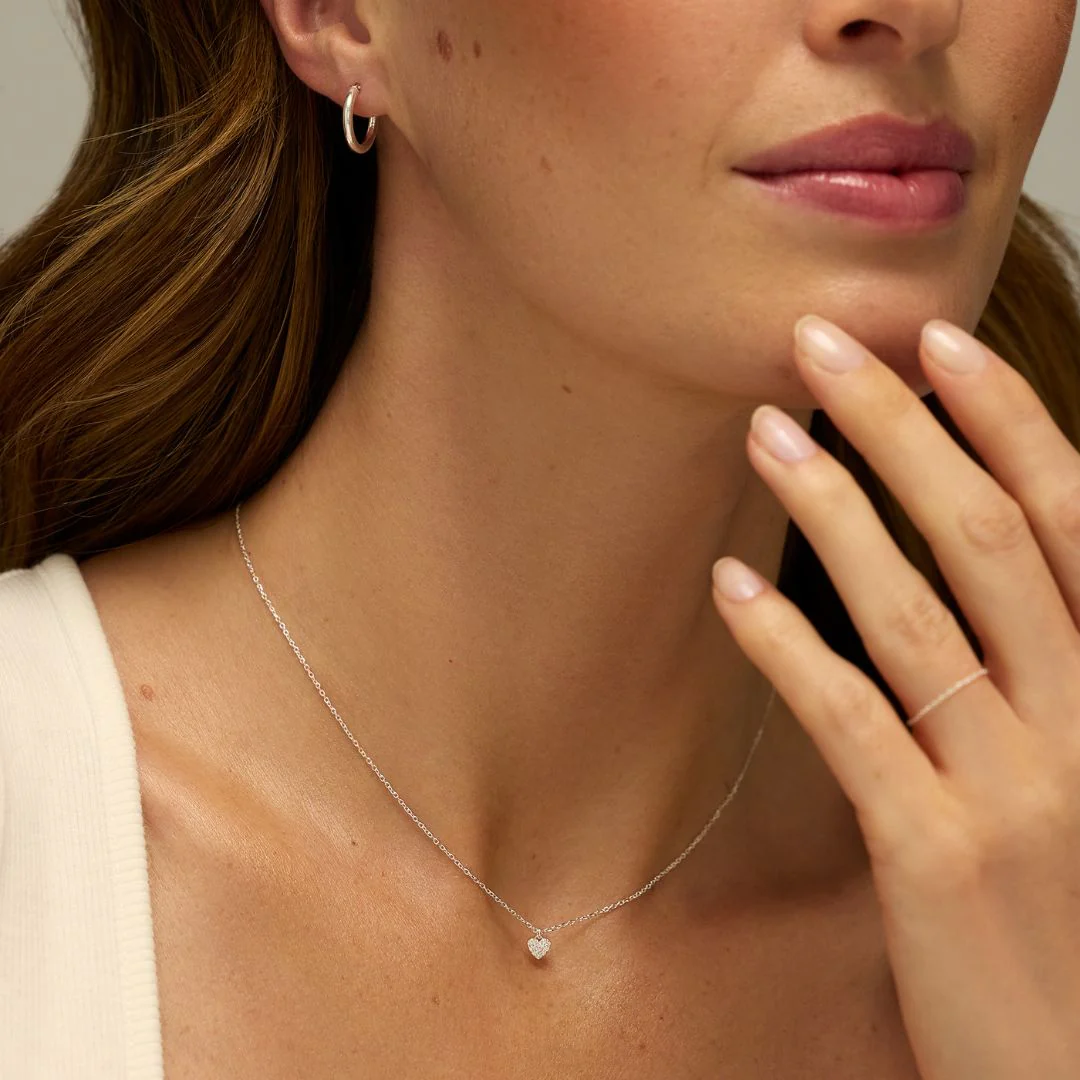 Silver Diamond Style Cluster Heart Necklace - Image 4