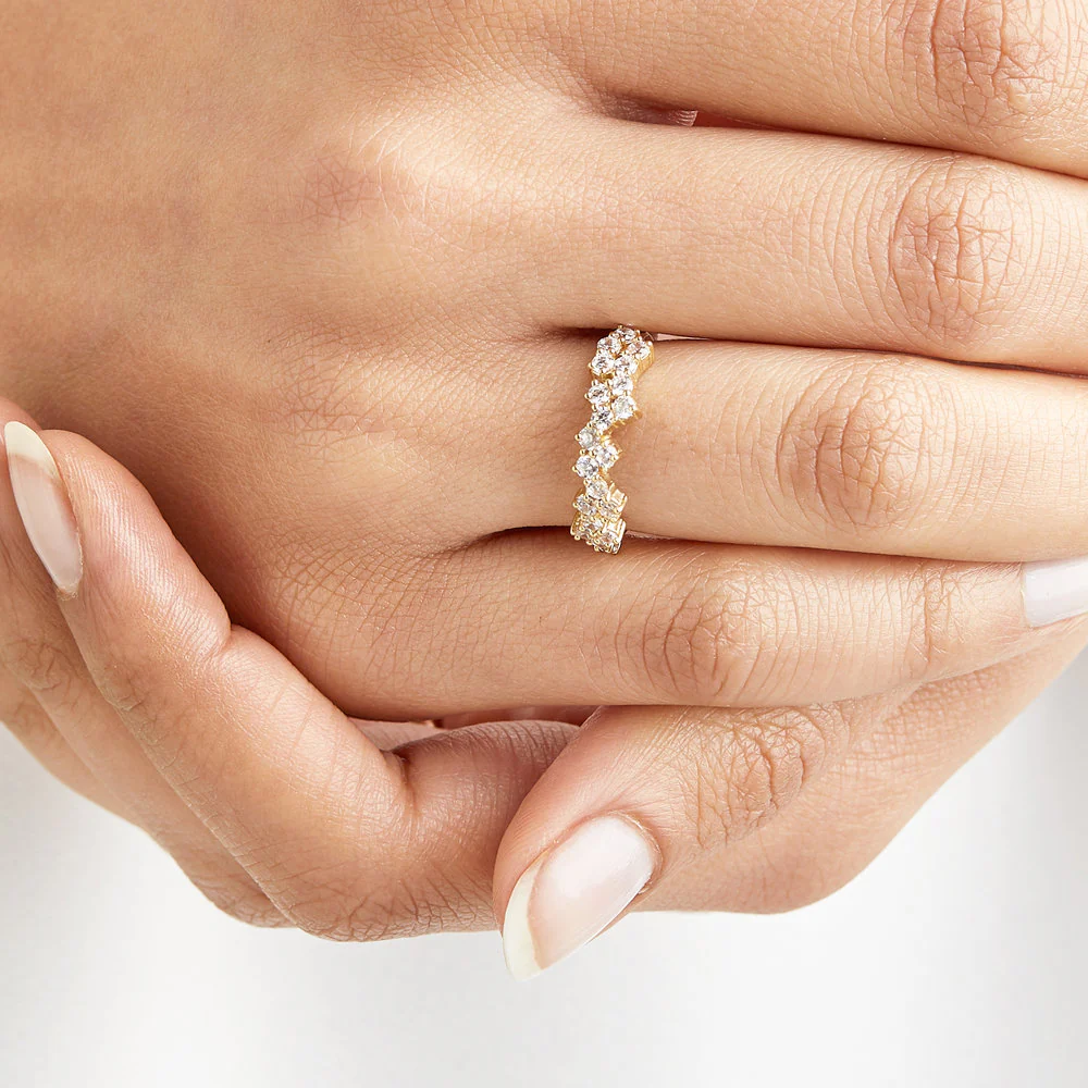 Silver Diamond Style Cluster Ring - Image 3