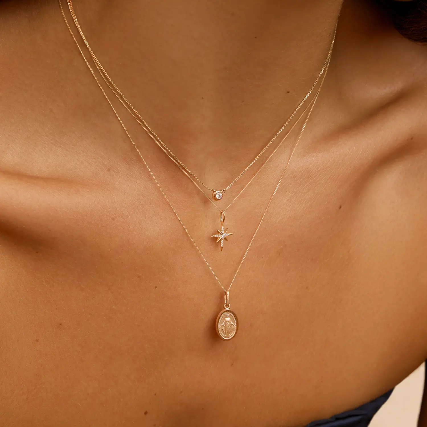 Silver Diamond Style North Star Necklace - Image 3