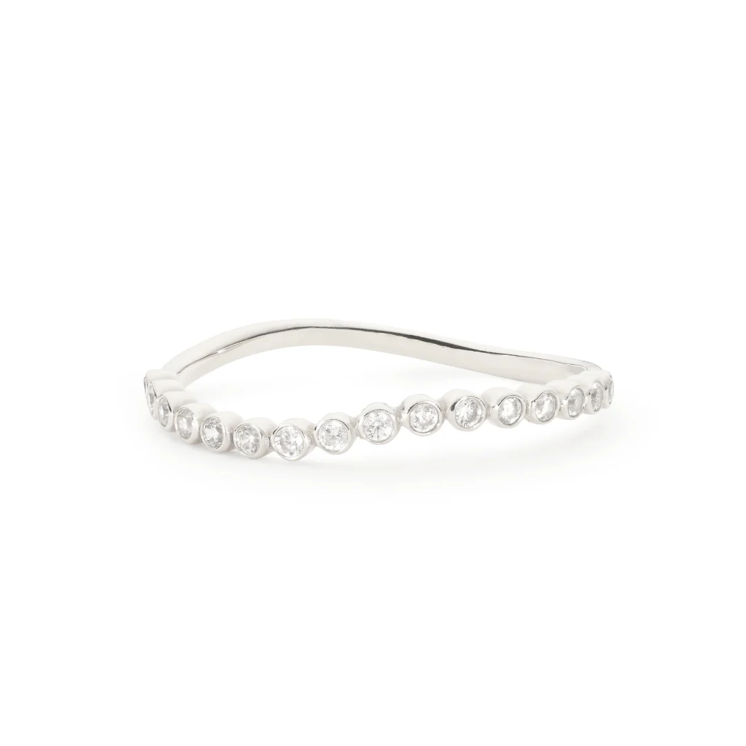 Silver Diamond Style Wave Ring - Image 4