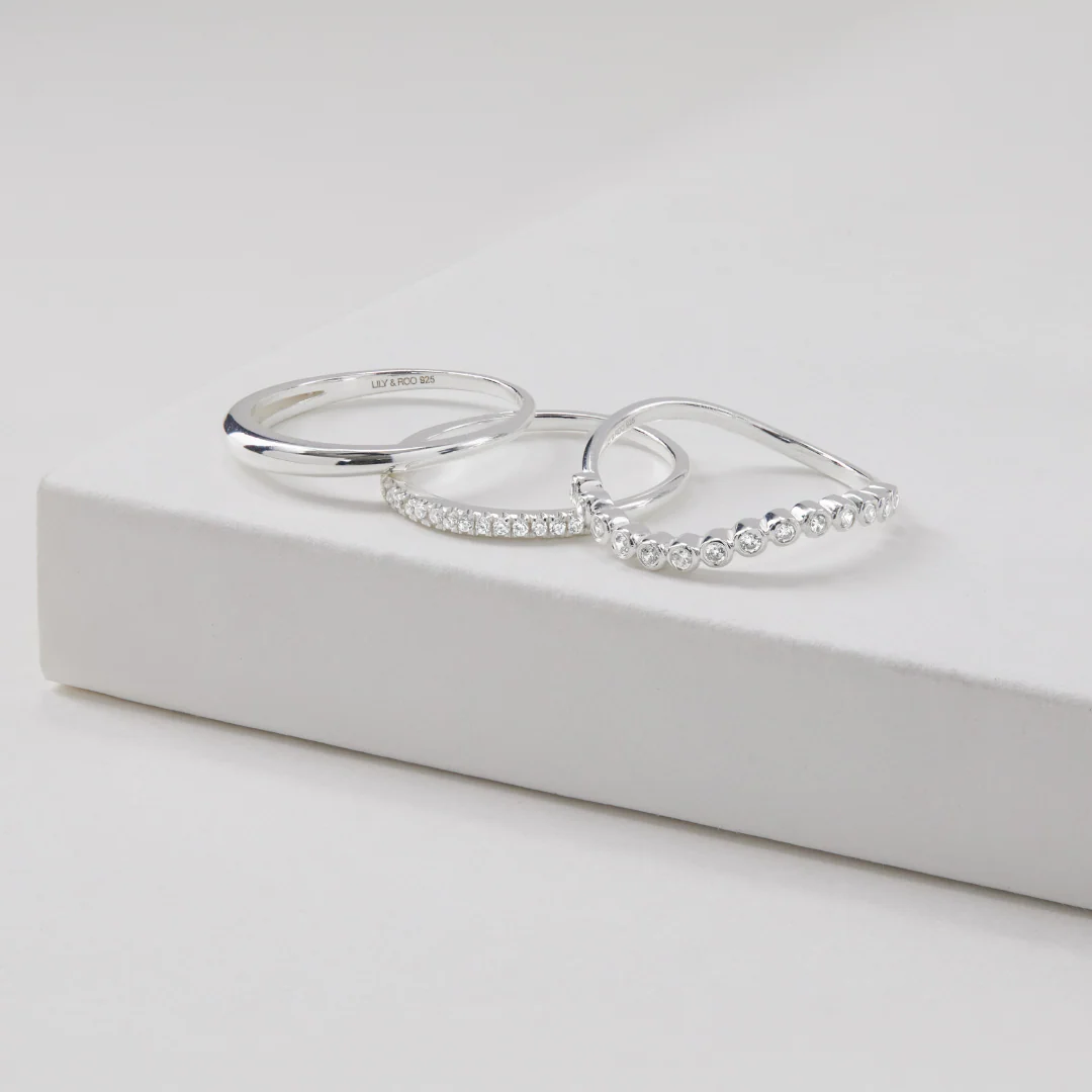 Silver Diamond Style Wave Ring - Image 5