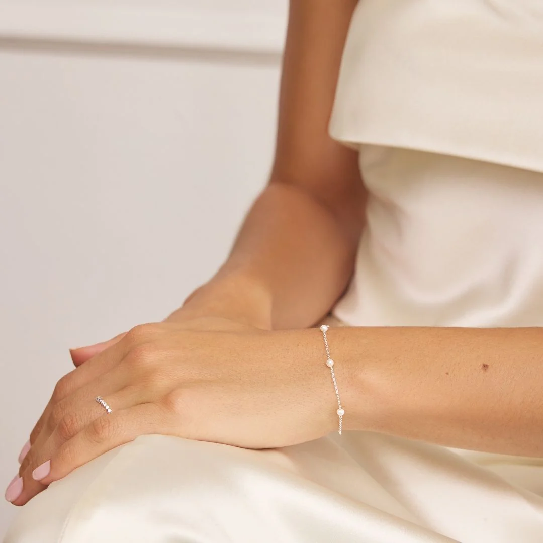 Silver Five Small Pearl Bracelet - Image 2