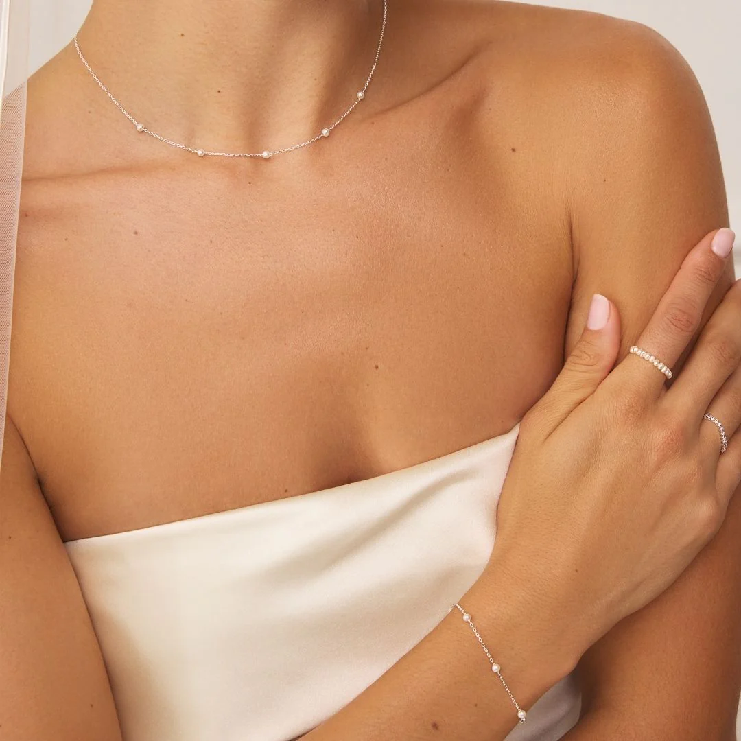 Silver Five Small Pearl Necklace - Image 3