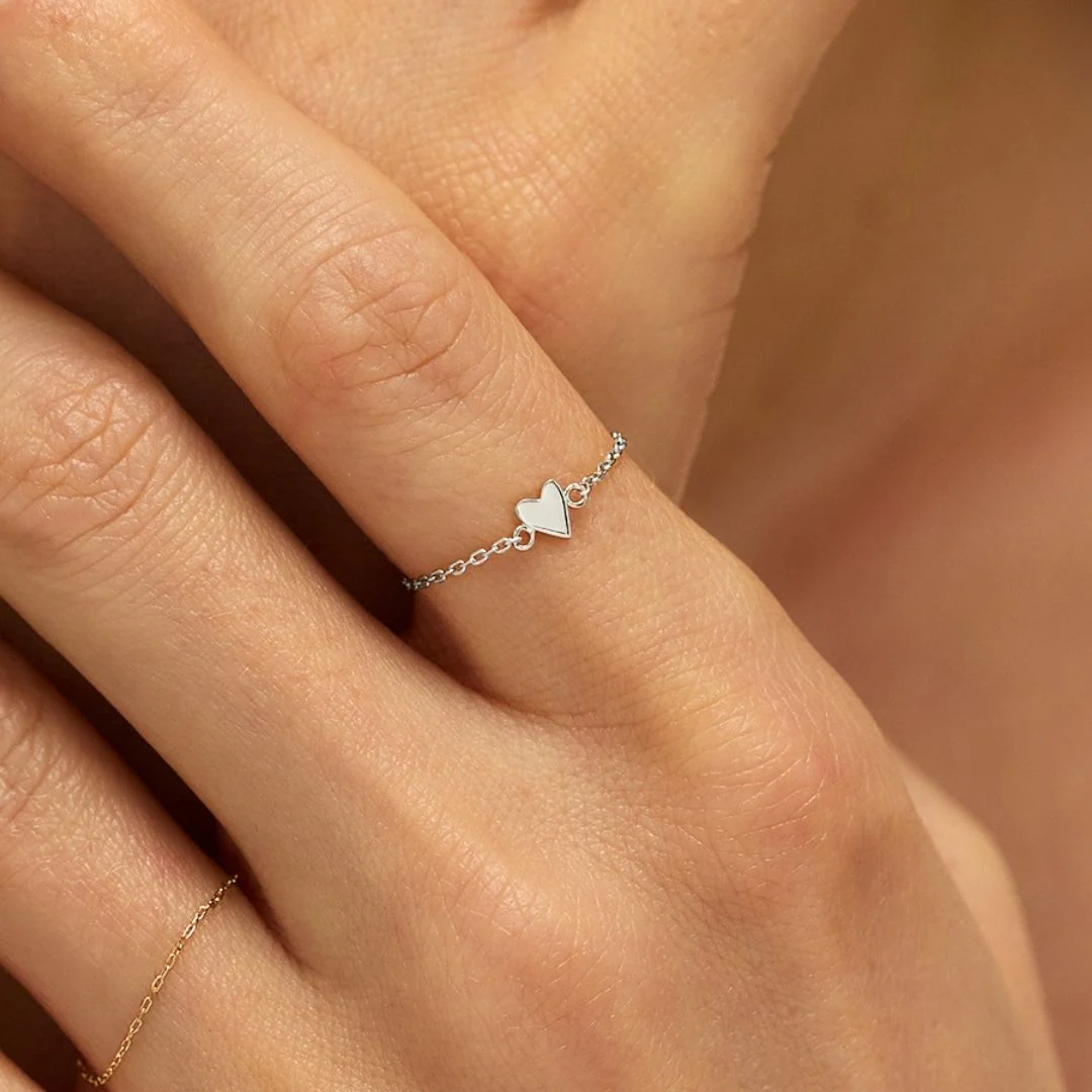 Silver Heart Chain Ring - Image 2