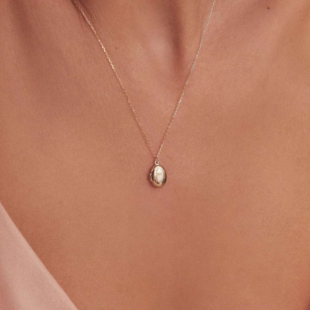 Silver Oval Locket Necklace - Image 5