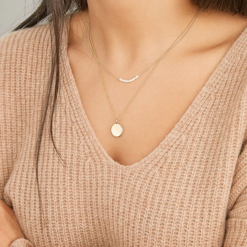 Silver Small Diamond Style Disc Necklace - Image 9