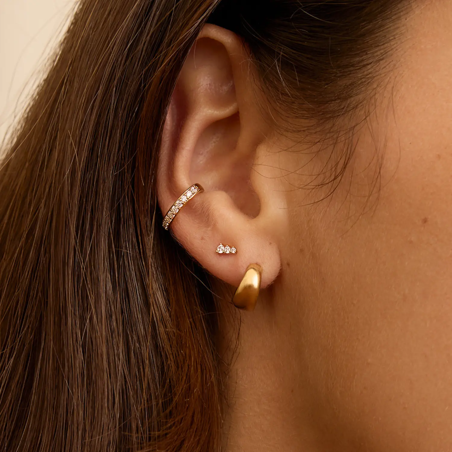 Silver Three Diamond Style Graduated Stud Earrings - Image 2