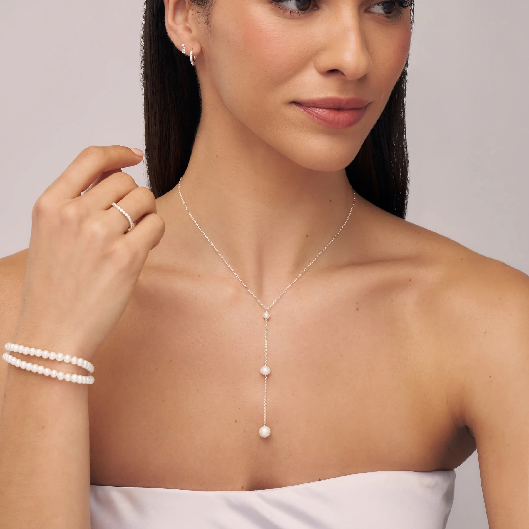 Silver Three Graduated Pearl Drop Lariat Necklace - Image 4