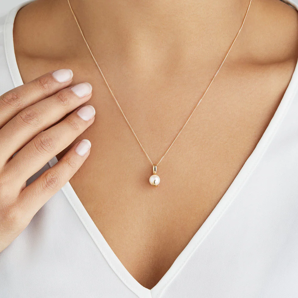 Solid Gold Pearl Necklace - Image 2