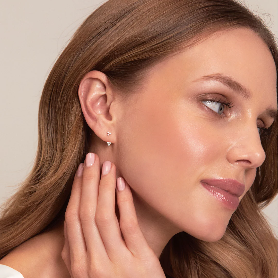 Solid White Gold Diamond Style Triangle Lobe Stud Earrings - Image 4