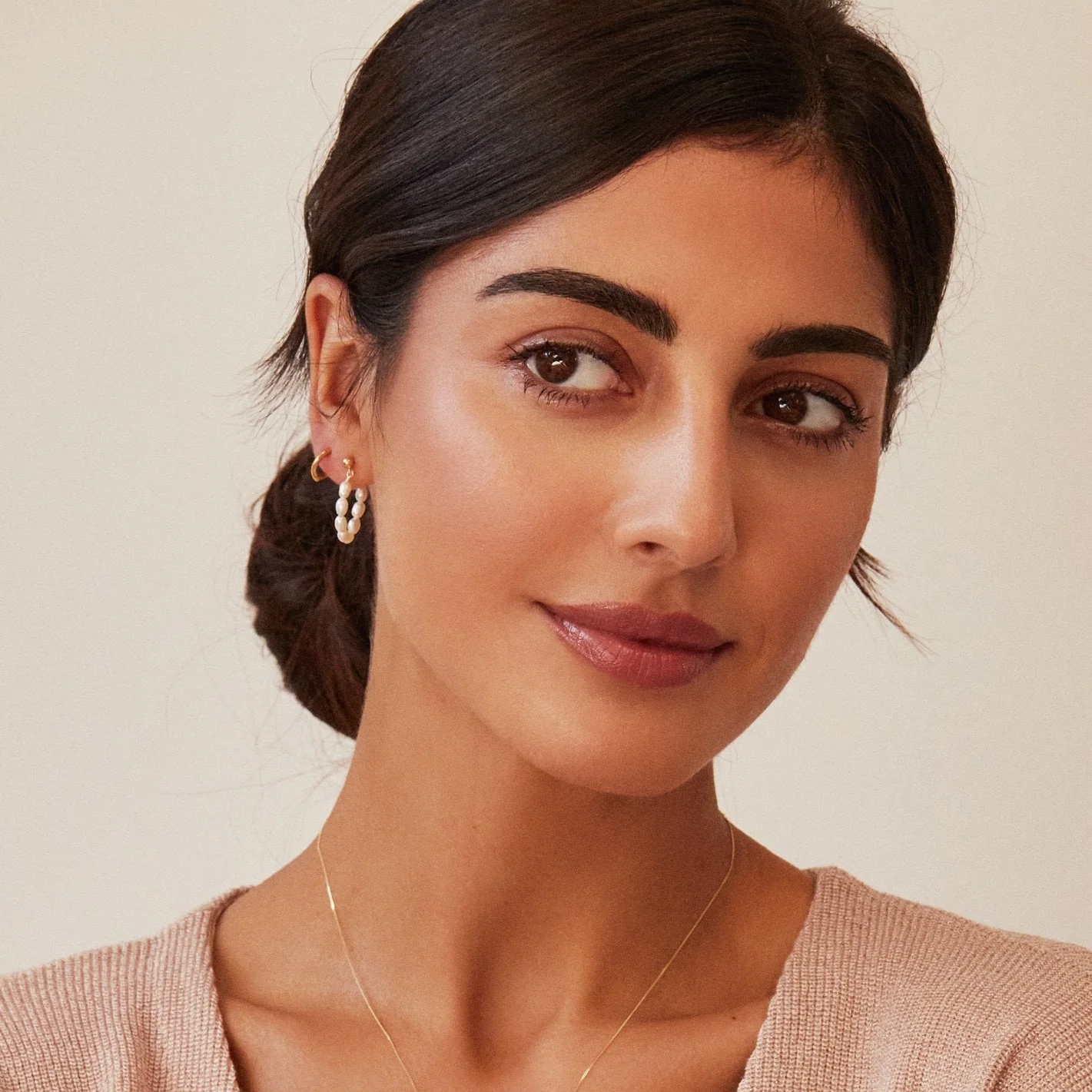 Solid White Gold Seed Pearl Hoop Earrings - Image 4