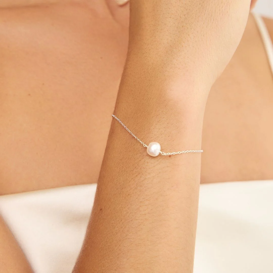 Solid White Gold Single Baroque Pearl Bracelet - Image 3
